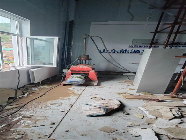 武功地基基础下沉墙体裂缝加固注浆顶升施工