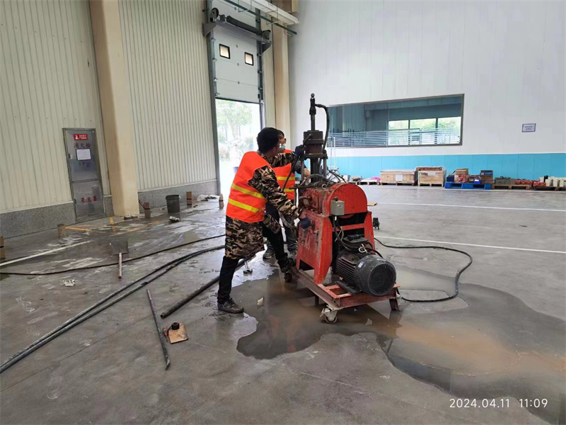 武功厂房地面下沉塌陷注浆加固施工